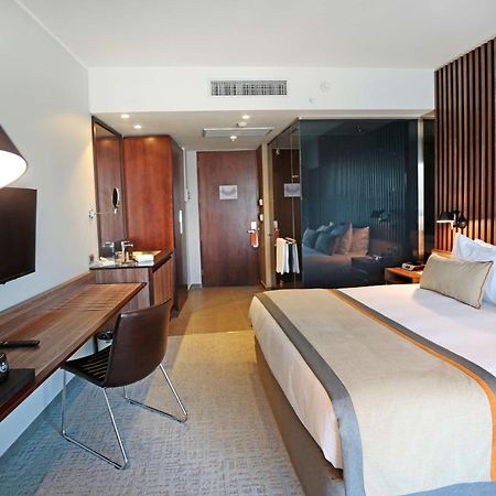 Hotel Doubletree By Hilton Santiago Kennedy, Chile Extérieur photo