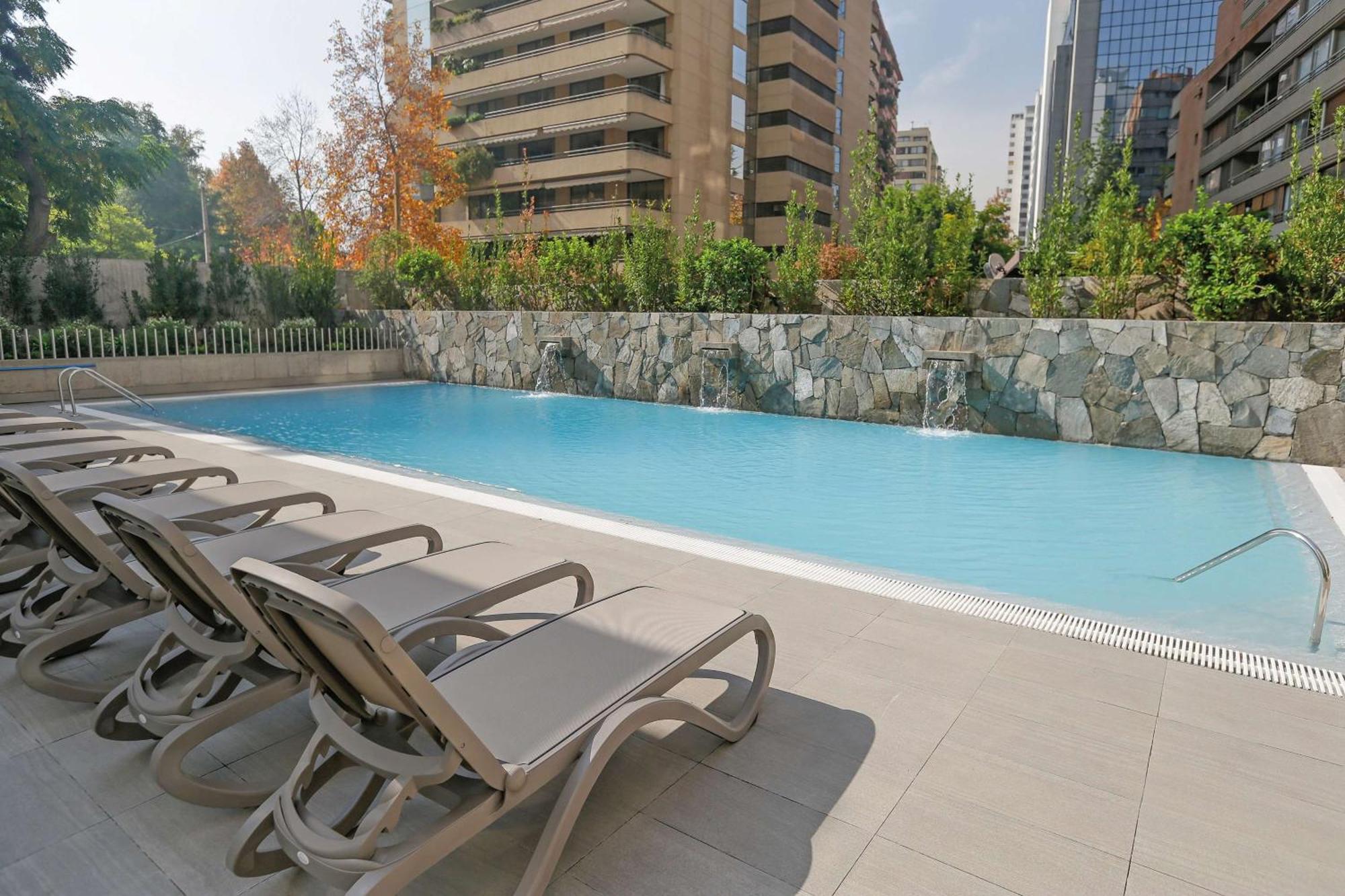 Hotel Doubletree By Hilton Santiago Kennedy, Chile Extérieur photo
